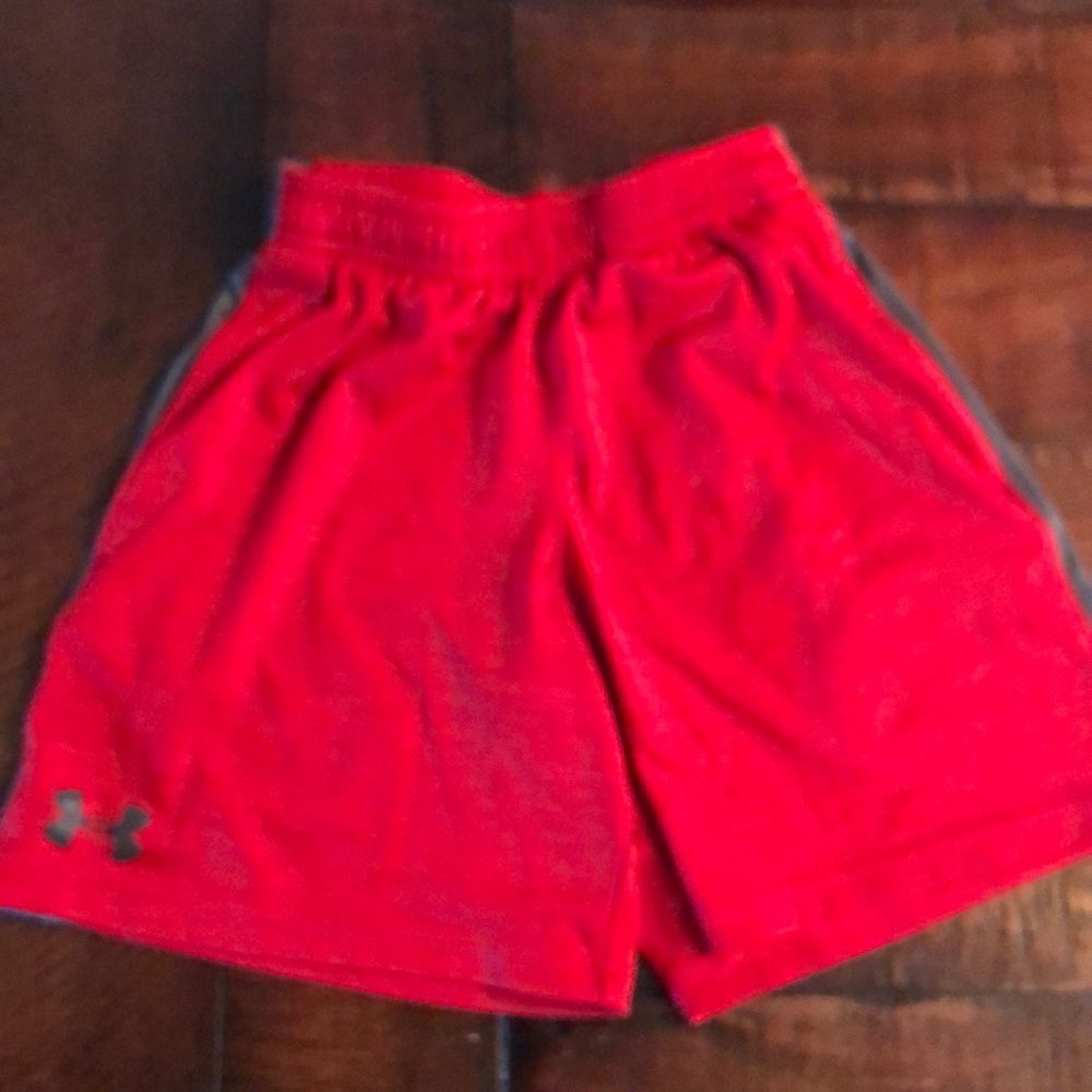 Little boys Under Armour  red shorts